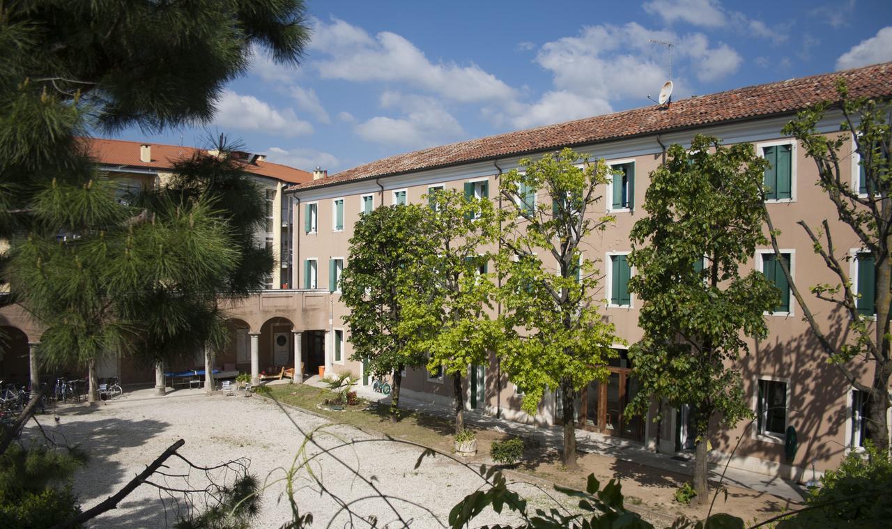 Ostello Bassano Del Grappa Exterior photo